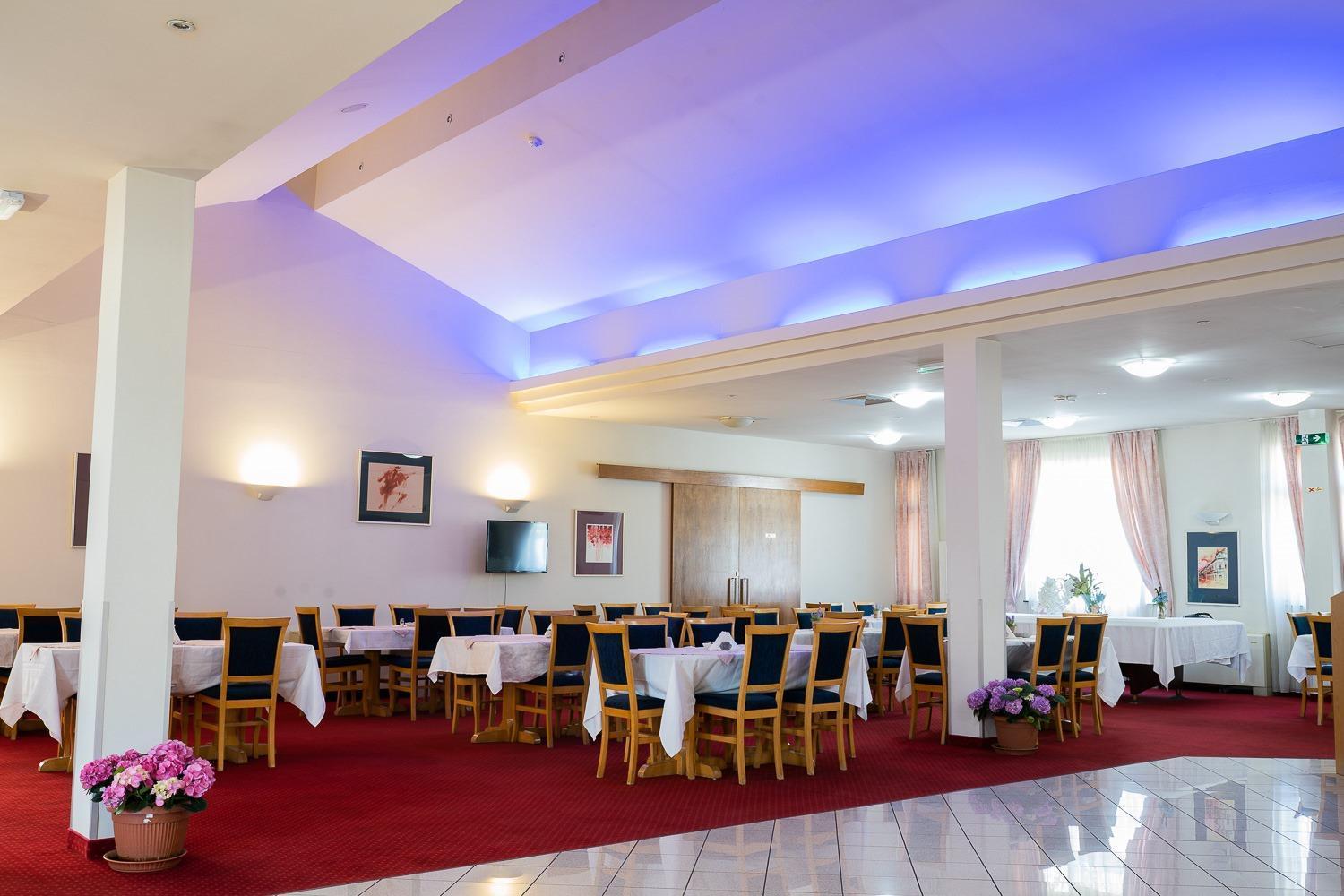 Iris Hotel Bors Екстер'єр фото