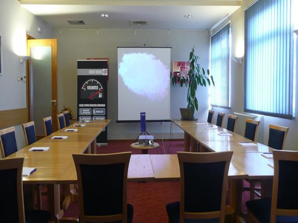Iris Hotel Bors Екстер'єр фото