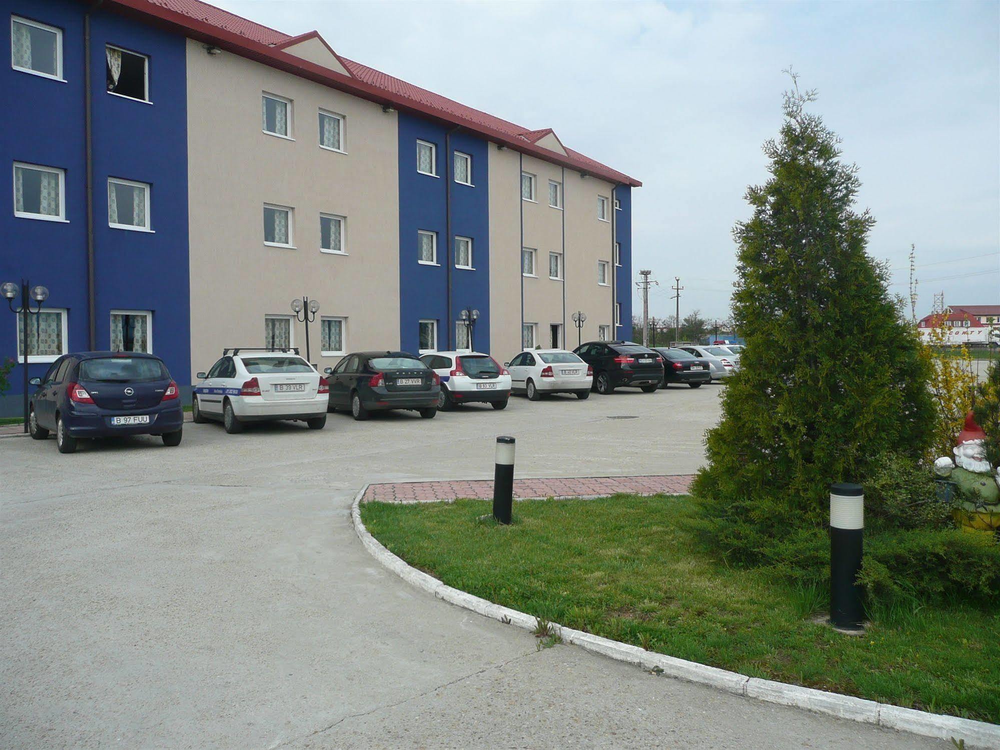 Iris Hotel Bors Екстер'єр фото