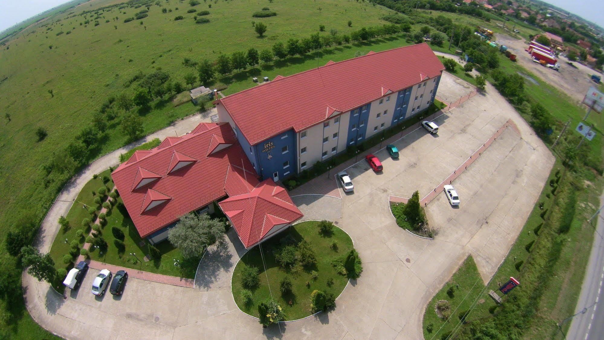 Iris Hotel Bors Екстер'єр фото